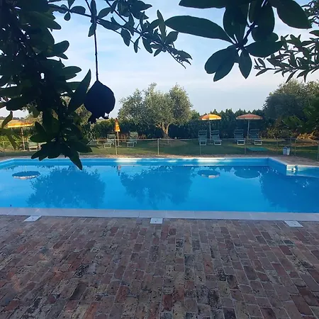 مزرعة للإقامة Agri Divin San Costanzo